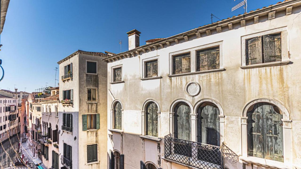 Ca' Emma San Marco - Canal View Veneza Exterior foto